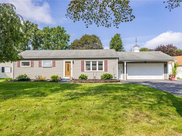 6 Hillside Drive, Spencerport, NY 14559