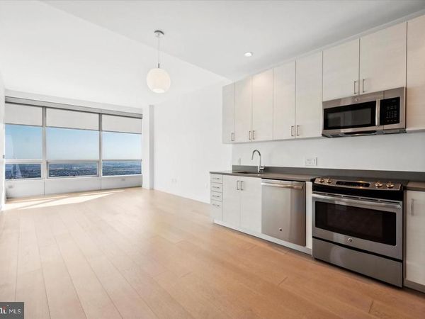 2930 WALNUT STREET , Unit 3920, PHILADELPHIA, PA 19104