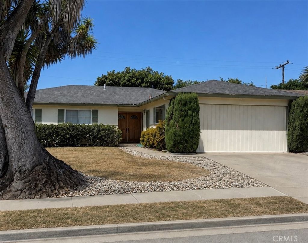707 La Roda, Santa Barbara, CA 93111 Main Photo