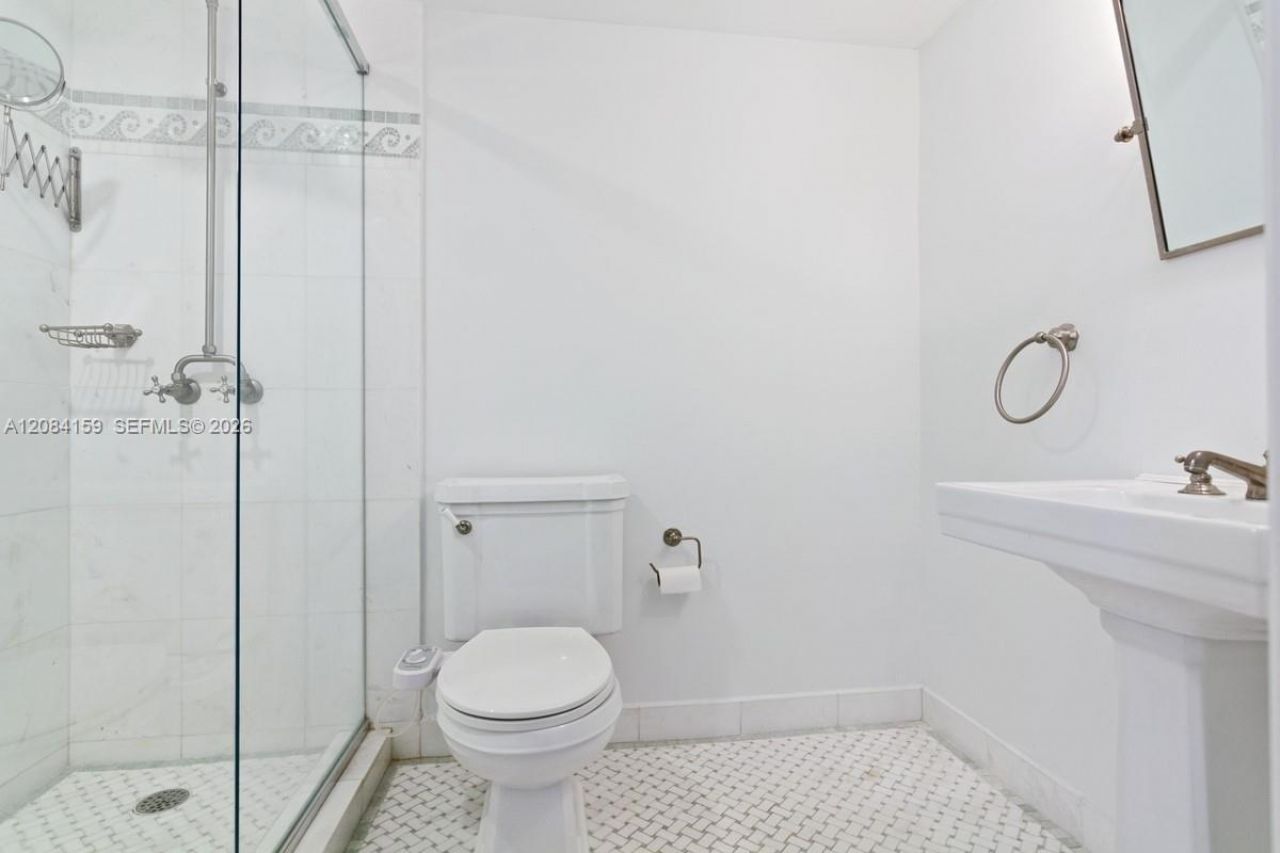 300 Euclid Ave, Unit 209, Miami Beach, FL 33139 Photo