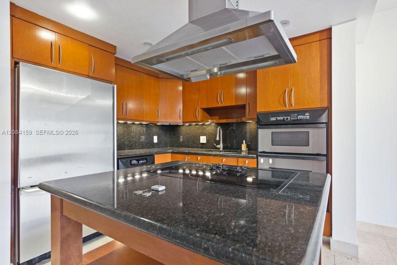 300 Euclid Ave, Unit 209, Miami Beach, FL 33139 Photo