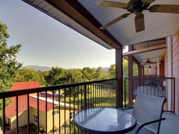 527 River Place Way , Unit 524, Sevierville, TN 37862
