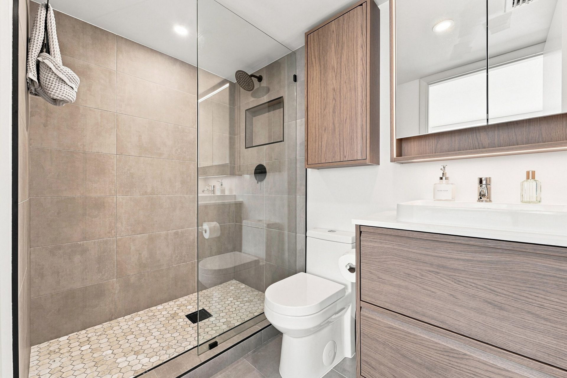 7610 NW 18th Street, Unit 104, Margate, FL 33063 Photo