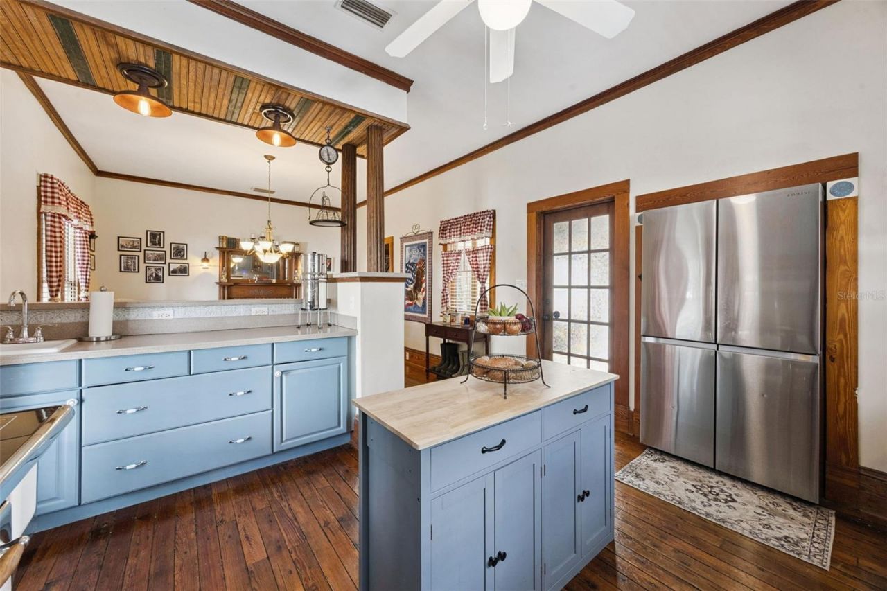 2201 Celery Avenue , Sanford, FL 32771 Photo