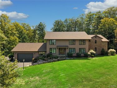 5014 Woodside Road, Fayetteville, NY 13066