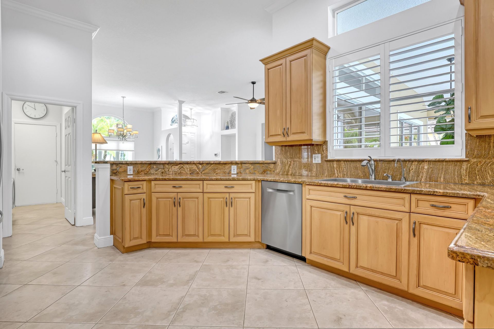 23 Windward Isle, Palm Beach Gardens, FL 33418 Photo