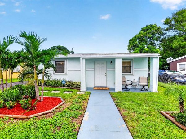 2825 NW 3rd St , Pompano Beach, FL 33069