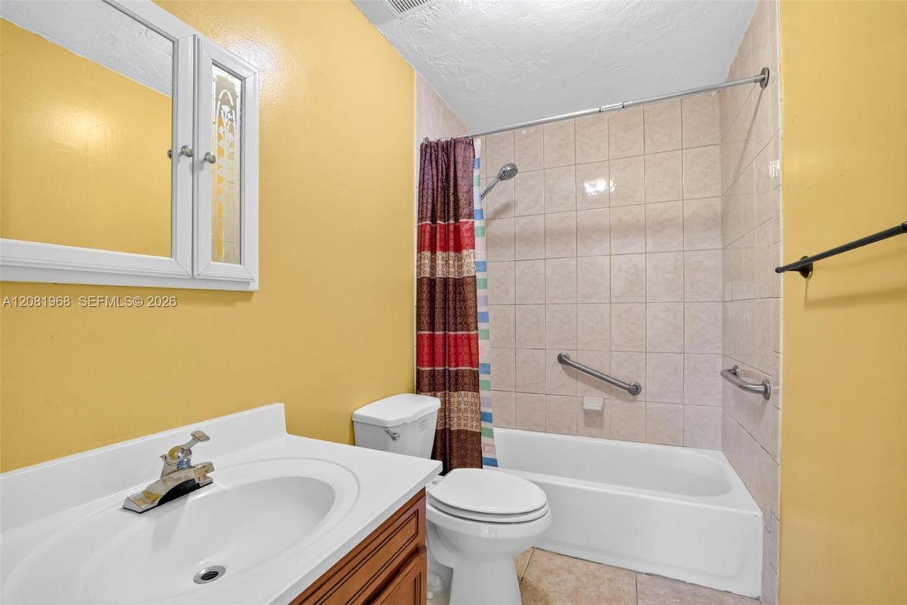 2825 NW 3rd St , Pompano Beach, FL 33069 Photo