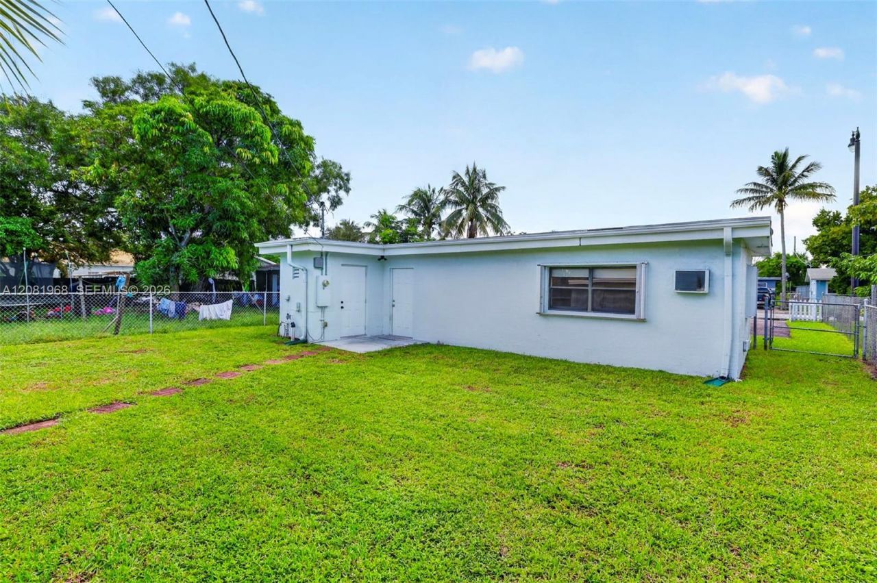 2825 NW 3rd St , Pompano Beach, FL 33069 Photo