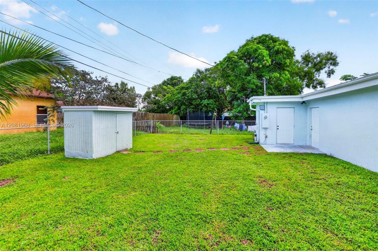 2825 NW 3rd St , Pompano Beach, FL 33069 Photo