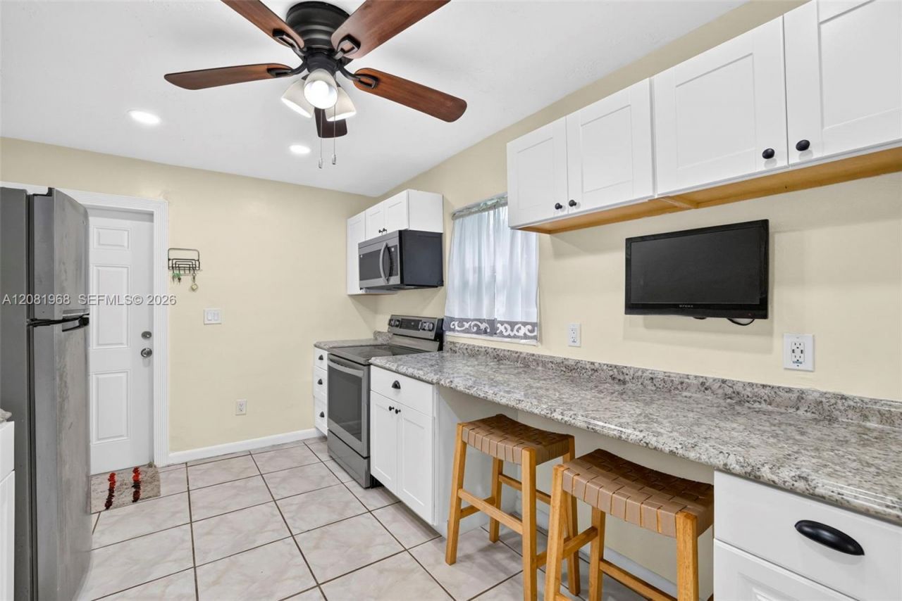 2825 NW 3rd St , Pompano Beach, FL 33069 Photo