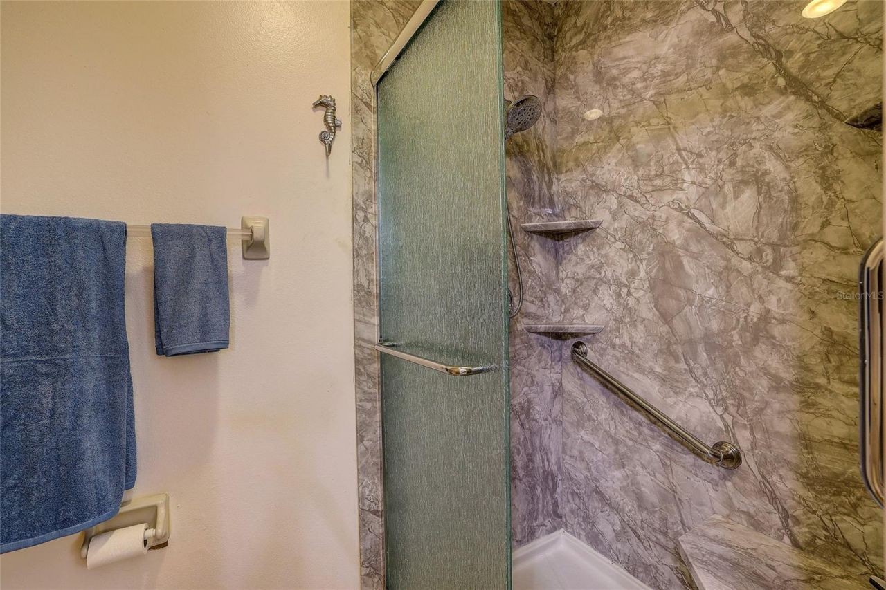 3515 57th Avenue Drive W, Bradenton, FL 34210 Photo