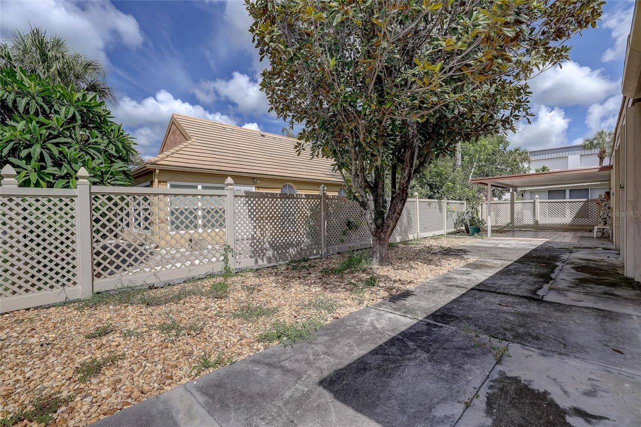 3515 57th Avenue Drive W, Bradenton, FL 34210 Photo