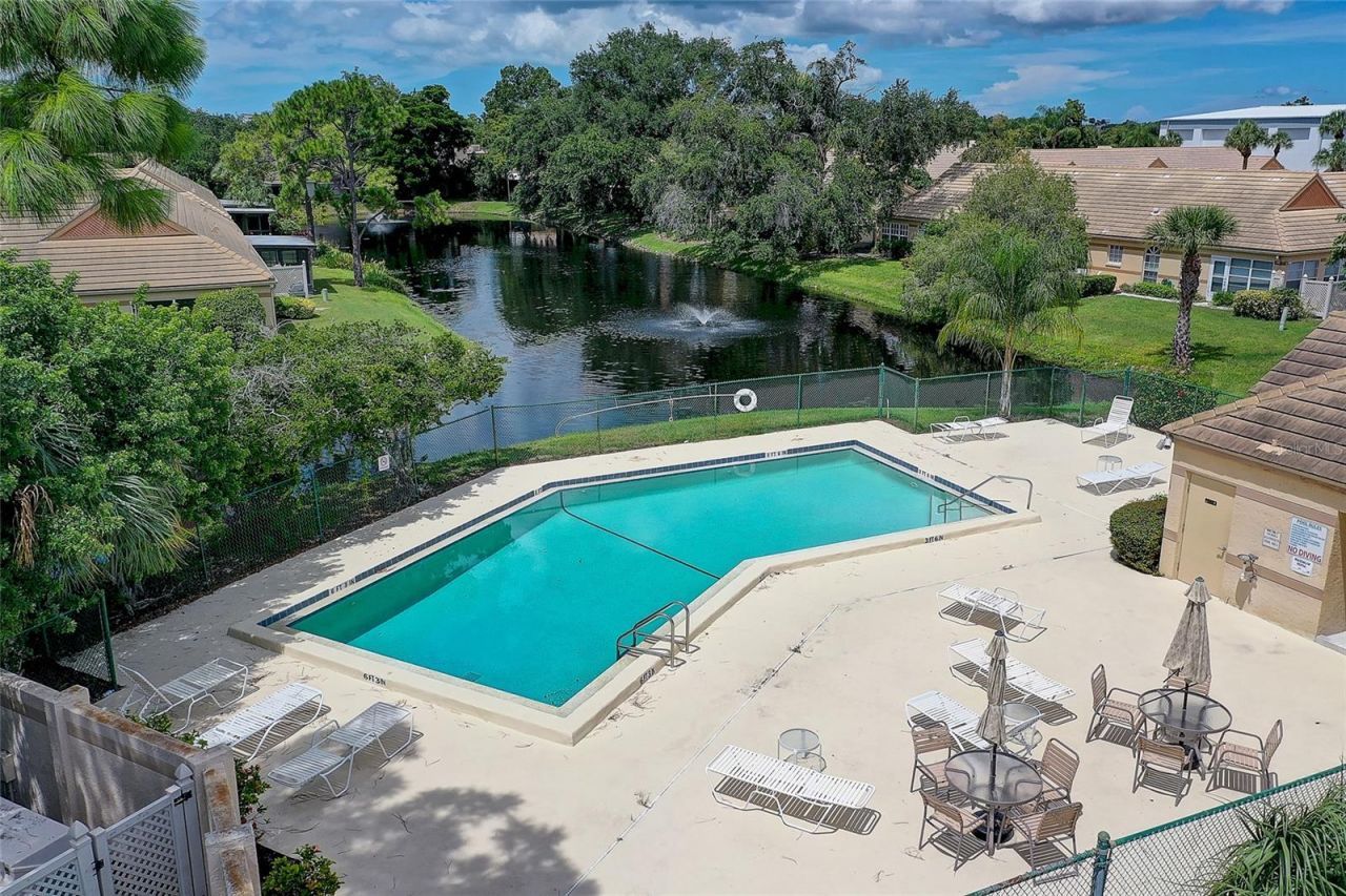 3515 57th Avenue Drive W, Bradenton, FL 34210 Photo