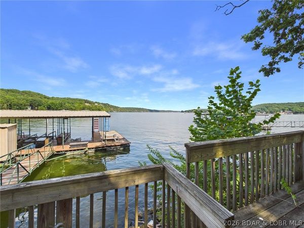 536 Shawnee View Drive , Sunrise Beach, MO 65079