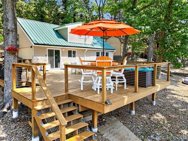 1012 Triple Cove Lane , Climax Springs, MO 65324
