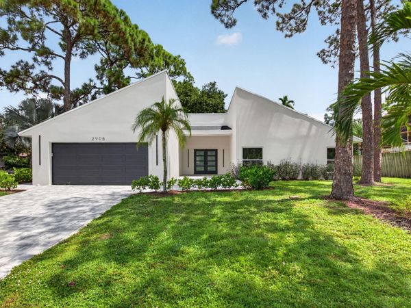 2908 NW 24th Way, Boca Raton, FL 33431