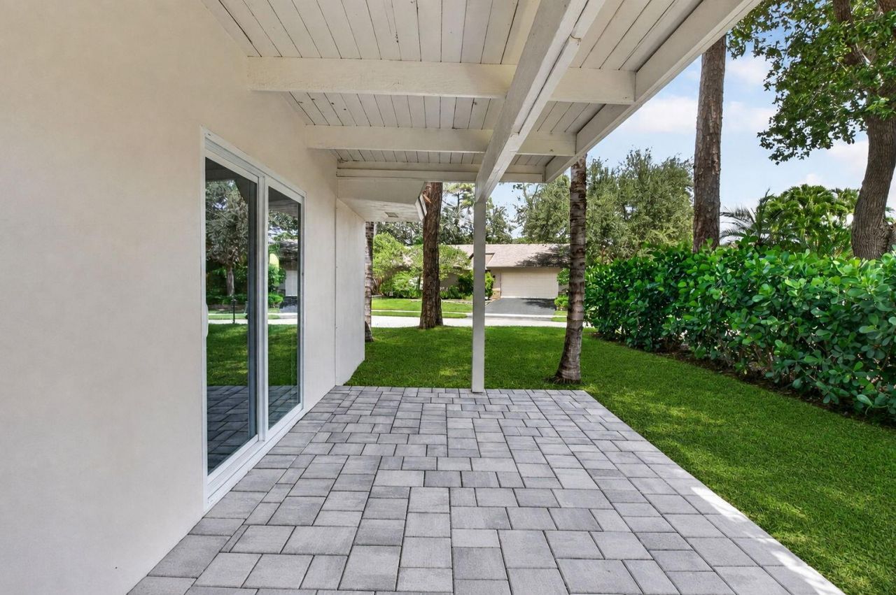 2908 NW 24th Way, Boca Raton, FL 33431 Photo