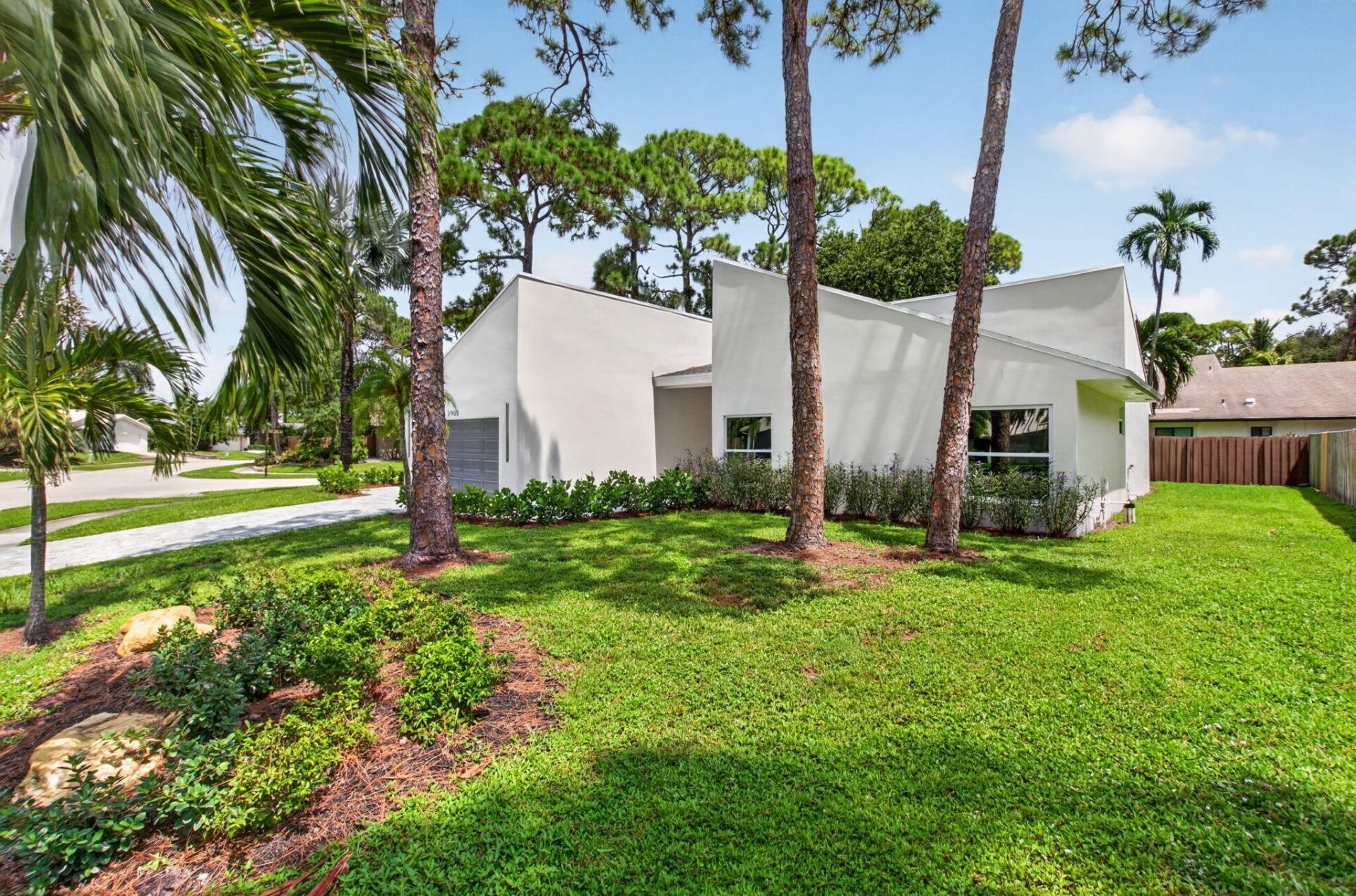 2908 NW 24th Way, Boca Raton, FL 33431 Photo