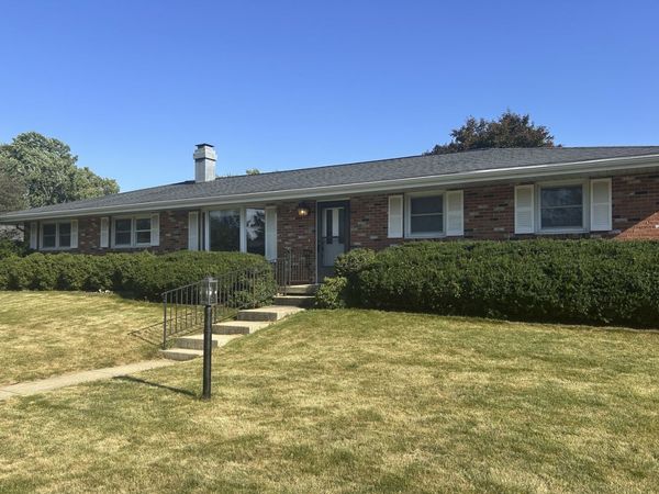 1401 Bird Court, Normal, IL 61761