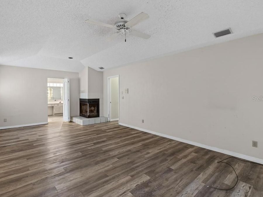 Property Image 80