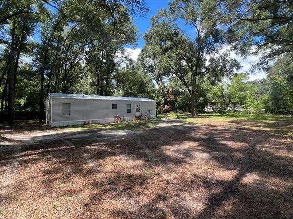 23924 NW 182ND PLACE , HIGH SPRINGS, FL 32643