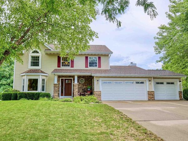 412 Bonnie Road, Cottage Grove, WI 53527
