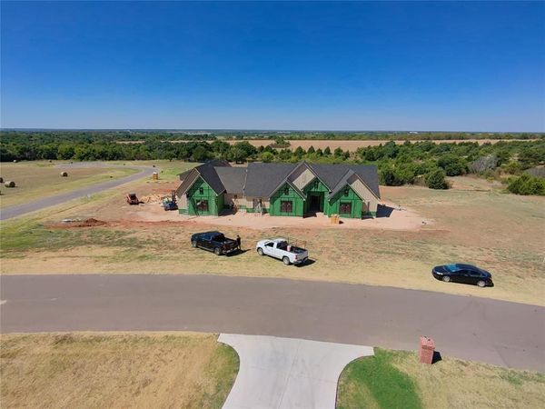 2513 Summit Lake Circle, Goldsby, OK 73093