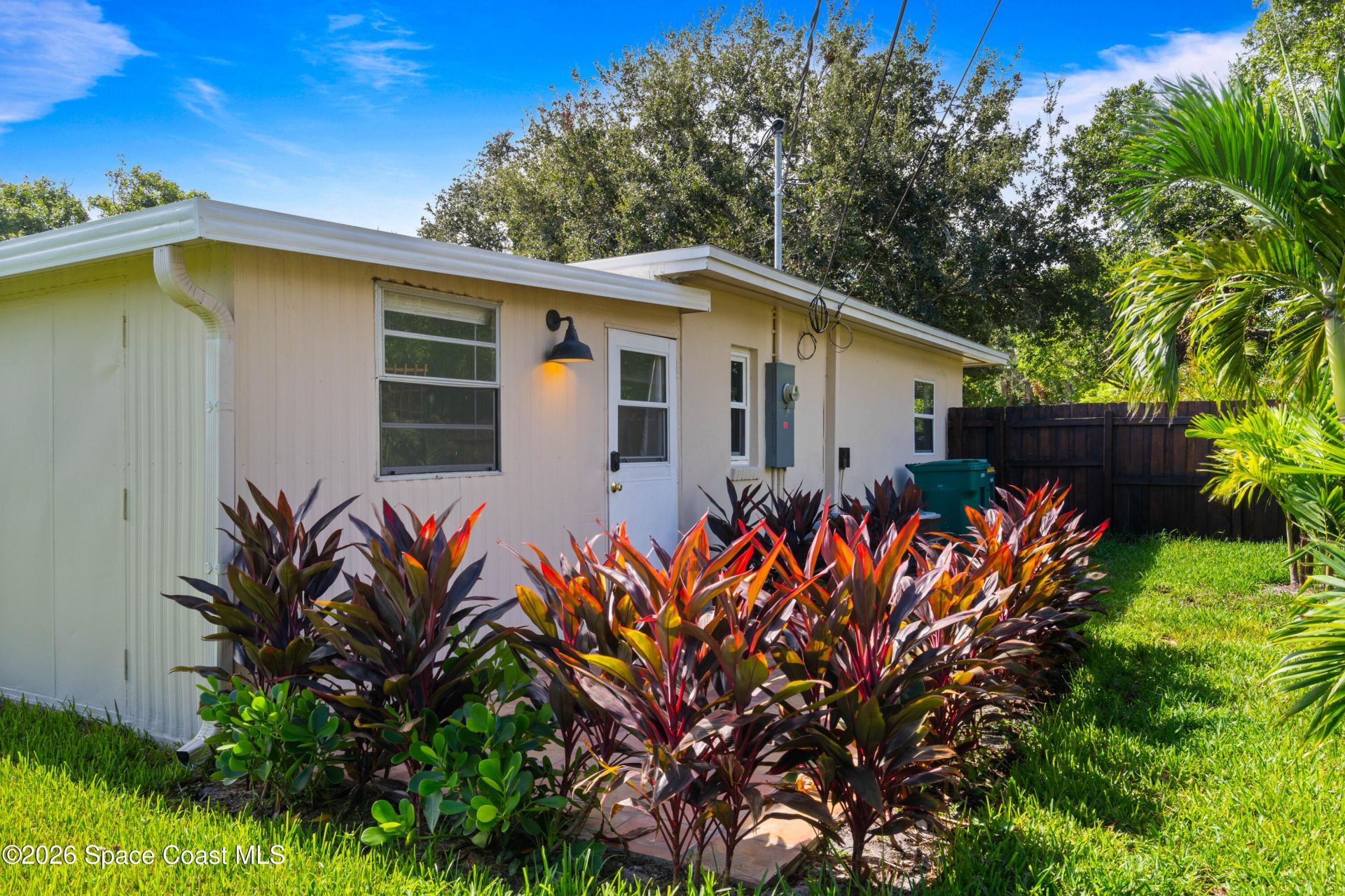 620 Lund Circle , Melbourne, FL 32901 Photo
