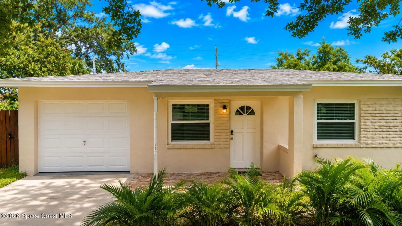 620 Lund Circle , Melbourne, FL 32901 Photo