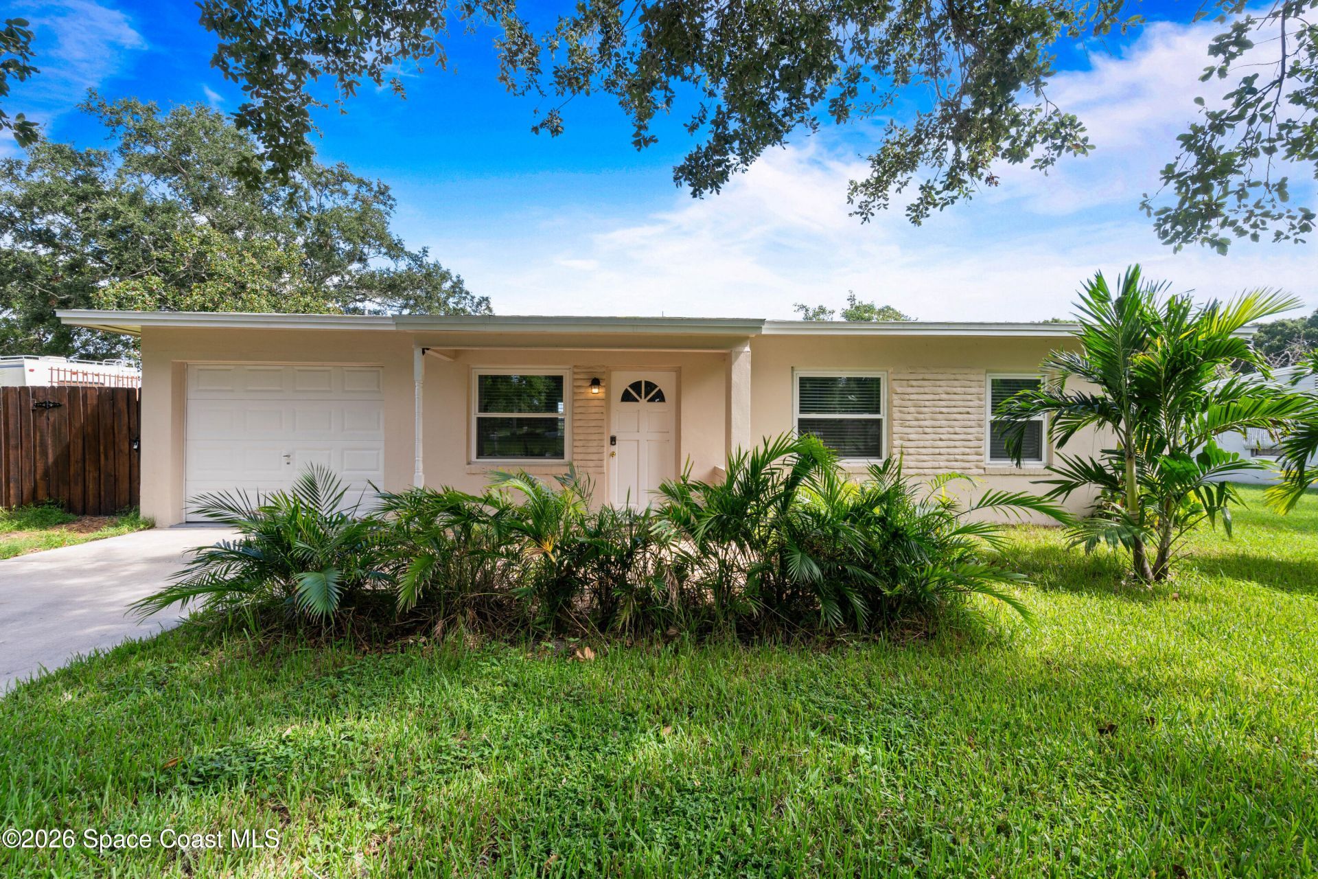 620 Lund Circle , Melbourne, FL 32901 Photo
