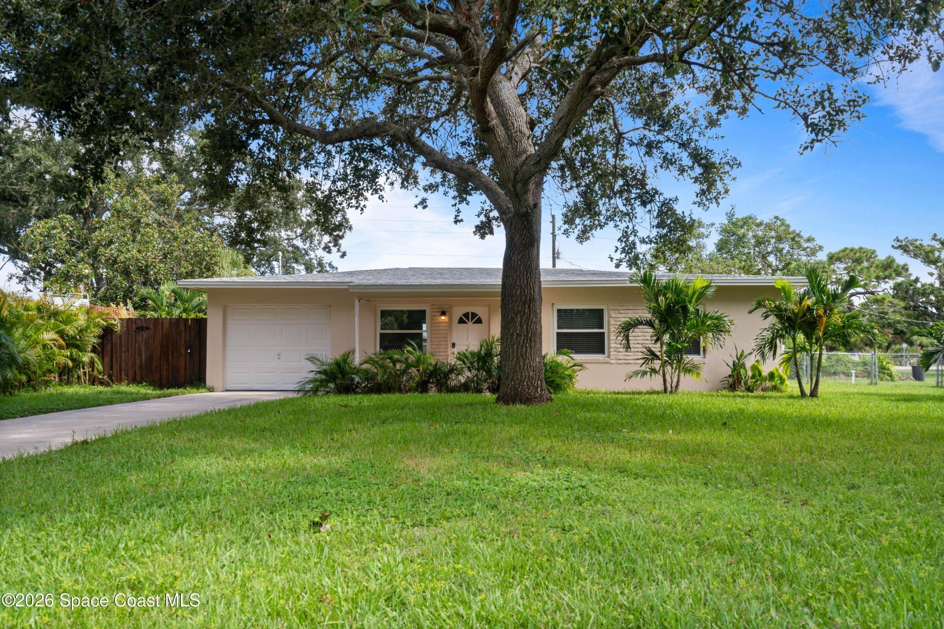 620 Lund Circle , Melbourne, FL 32901 Photo