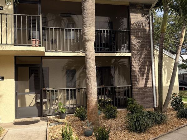 500 Catalina Road , Unit 301, Cocoa Beach, FL 32931