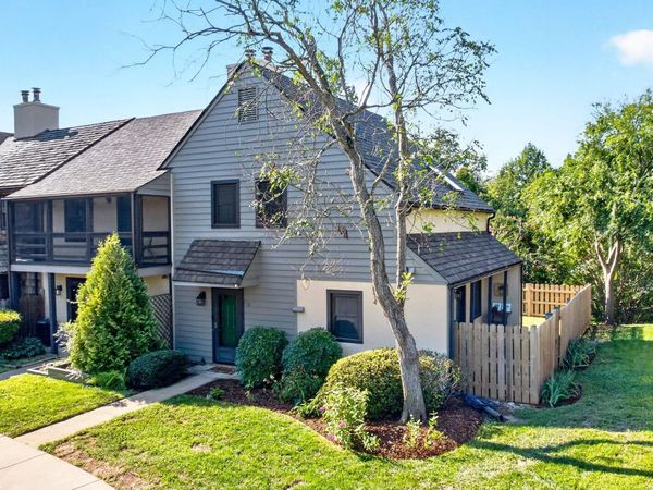 718 MERION GREENE , Charlottesville, VA 22901