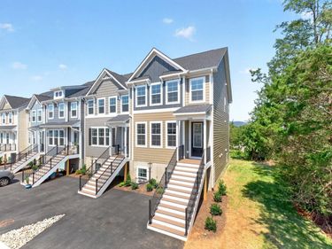2235 LEEHAM ST , Unit A & B, Crozet, VA 22932