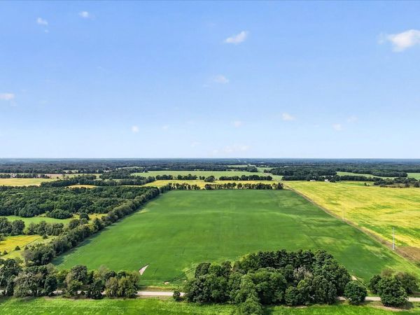 6341 Crawford Road, Albion, MI 49224