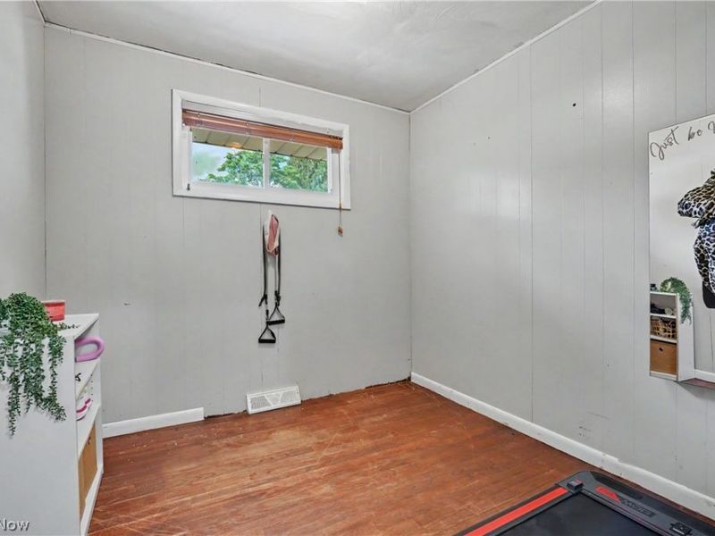 929 May Road , East Liverpool, OH 43920 Photo 17