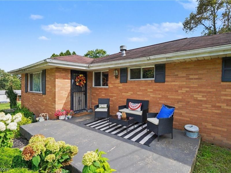 929 May Road , East Liverpool, OH 43920 Photo 3