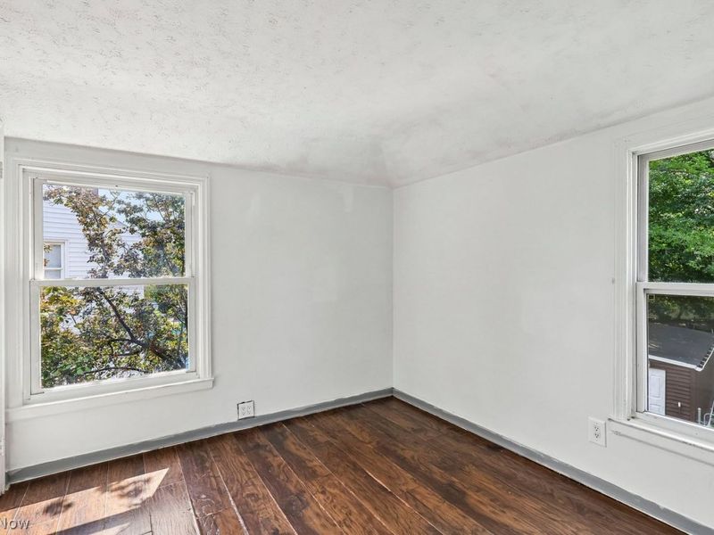 14337 Tuckahoe Avenue, Cleveland, OH 44111 Photo 19