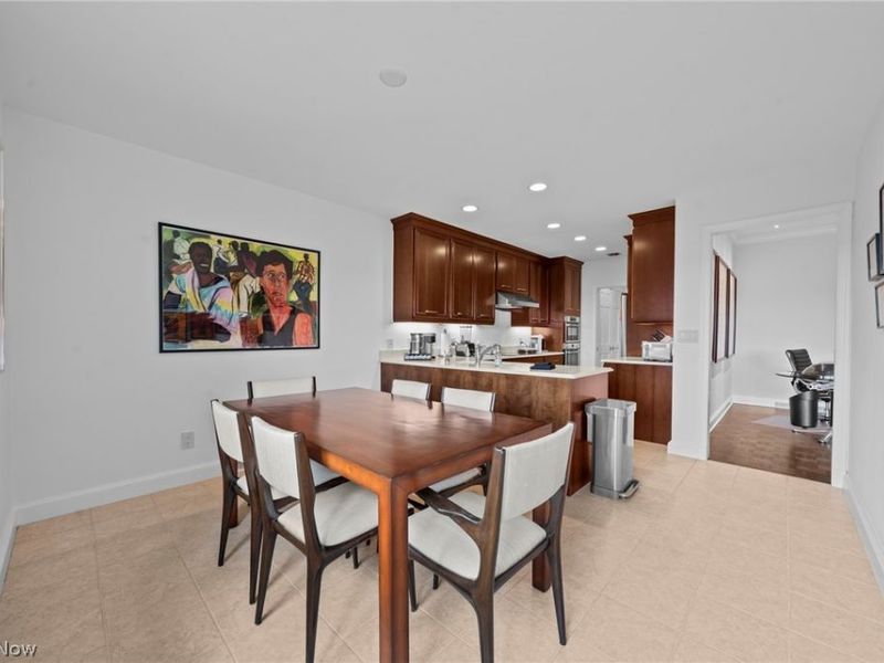 5150 Three Village Drive, Unit PHAB, Lyndhurst, OH 44124 Photo 15