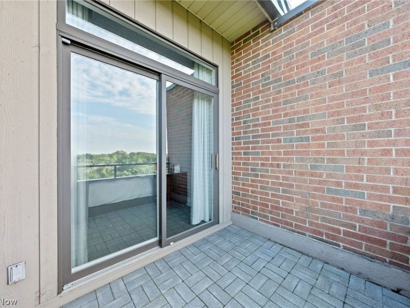 5150 Three Village Drive, Unit PHAB, Lyndhurst, OH 44124 Photo 20