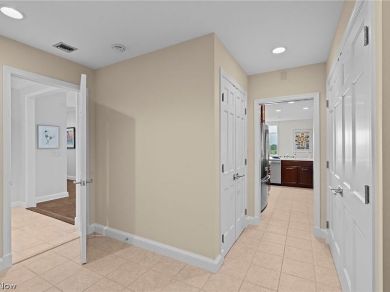 5150 Three Village Drive, Unit PHAB, Lyndhurst, OH 44124 Photo 32