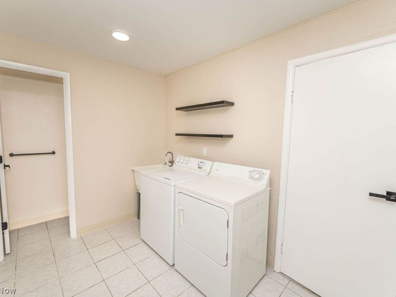 492 Jeannette Drive, Richmond Heights, OH 44143 Photo 30