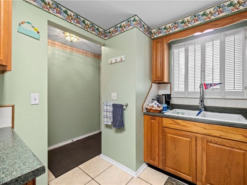 8959 W Ridge Road, Unit B, Elyria, OH 44035 Photo 15