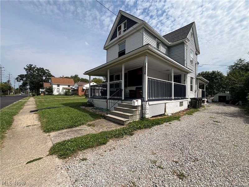 1826 West Avenue, Elyria, OH 44035 Photo 2