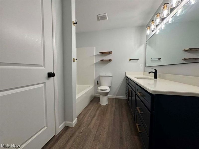 17626 Lakewood Avenue, Lake Milton, OH 44429 Photo 14