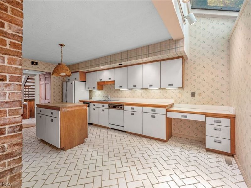 18 Hidden Valley, Rocky River, OH 44116 Photo 16