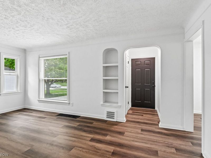 6751 Parma Park Boulevard, Parma Heights, OH 44130 Photo 10