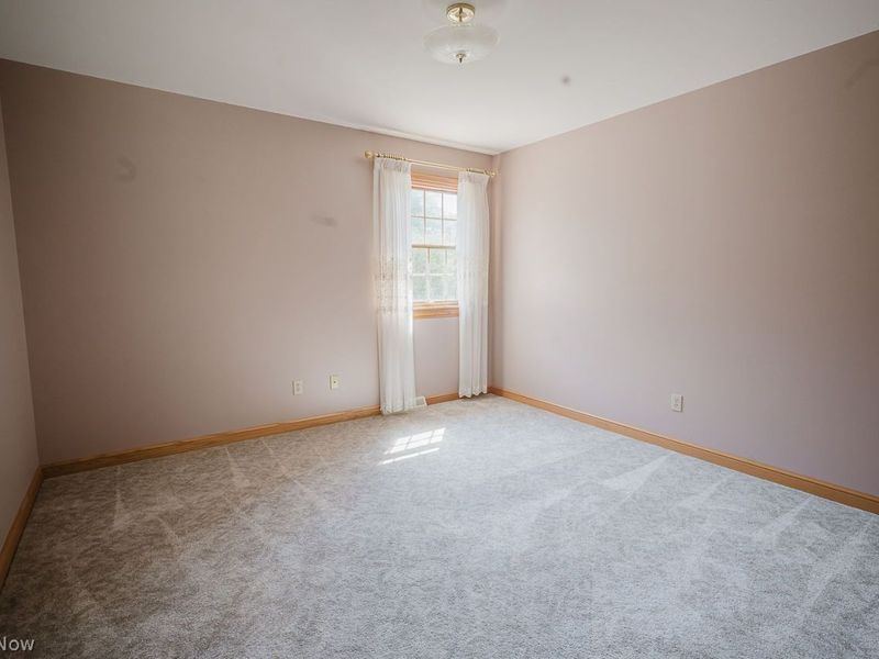 111 Kings Lane, Canfield, OH 44406 Photo 33