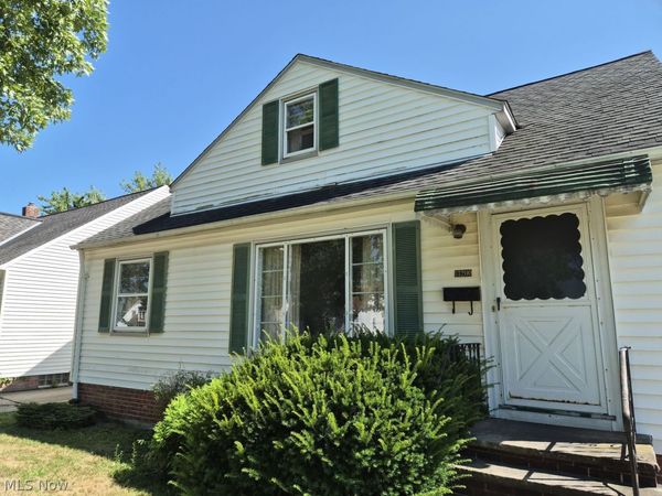 13200 Maple Leaf Drive , Garfield Heights, OH 44125